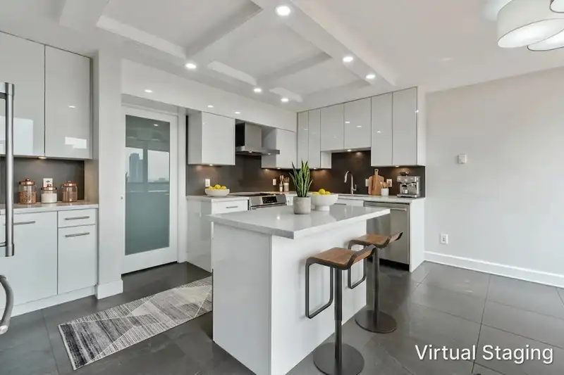 1104 38 LEOPOLD PLACE - photo 4 of 25