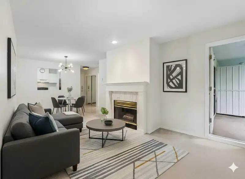 303 55 BLACKBERRY DRIVE - photo 3 of 26