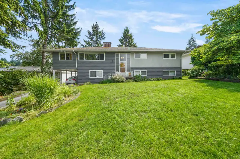 760 RUNNYMEDE AVENUE - photo 2 of 32