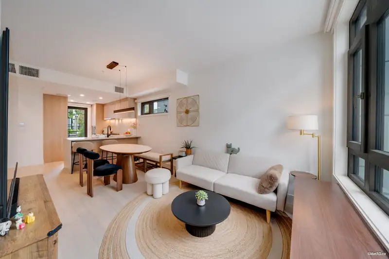6292 OAK STREET - photo 3 of 30