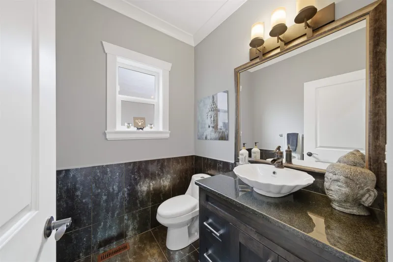 1925 MERLOT BOULEVARD - photo 4 of 25