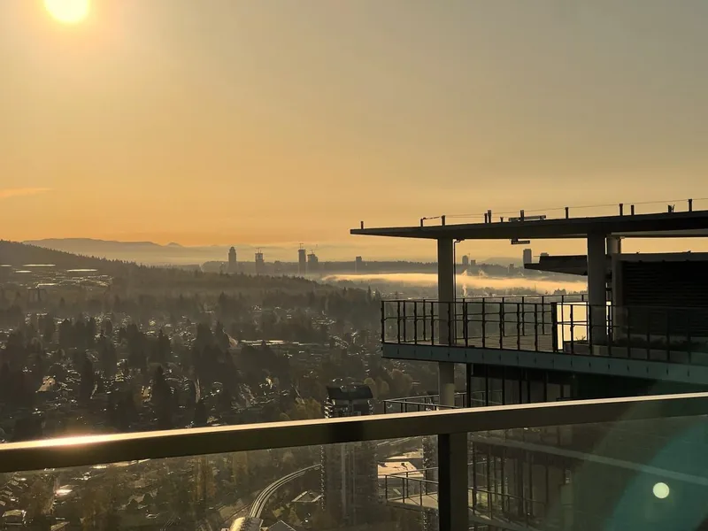 4705 4880 LOUGHEED HIGHWAY - photo 1 of 9