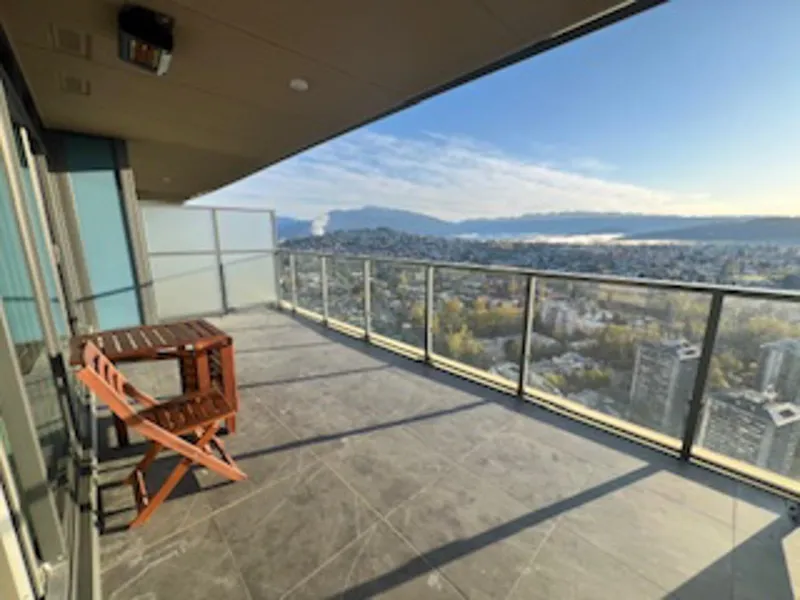 4705 4880 LOUGHEED HIGHWAY - photo 3 of 9