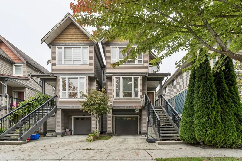 22337 SHARPE AVENUE - photo 2 of 25