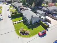8431 118A STREET - thumbnail 4