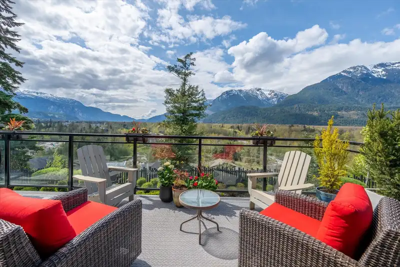 41235 HIGHLINE PLACE - photo 1 of 40