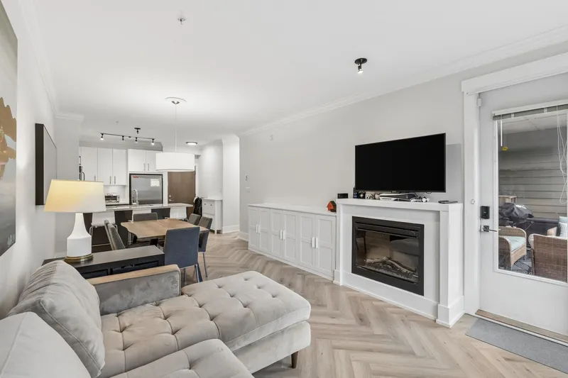 107 159 W 22ND STREET - photo 3 of 25