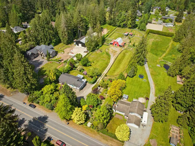 24105 61 AVENUE - photo 1 of 40