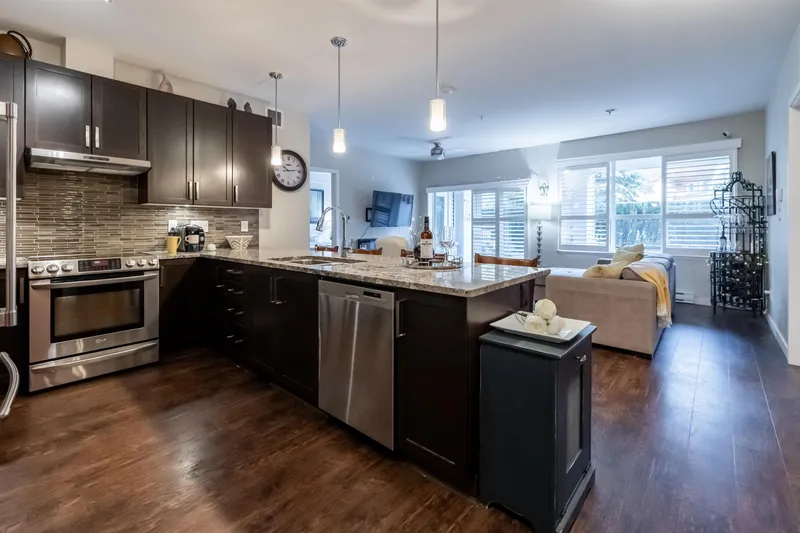 112 6480 194 STREET - photo 3 of 25