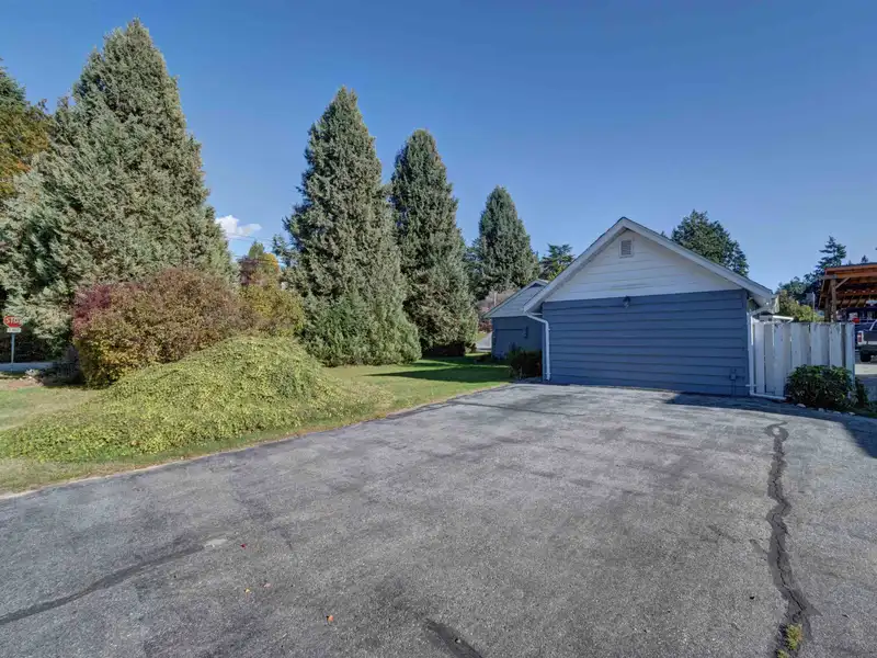 4657 WHITAKER ROAD - photo 4 of 35