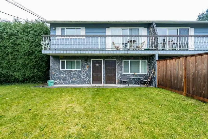 1835 KING GEORGE BOULEVARD - photo 2 of 17