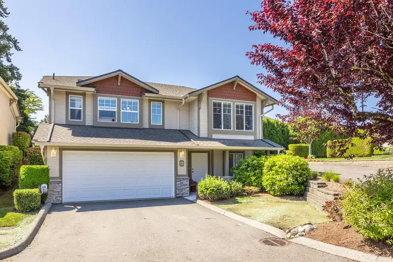 21 3635 BLUE JAY STREET - photo 1 of 40