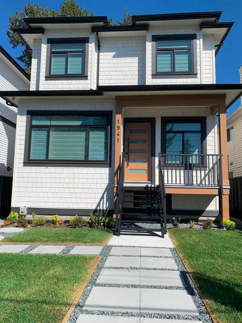 1941 PRAIRIE AVENUE - photo 1 of 27