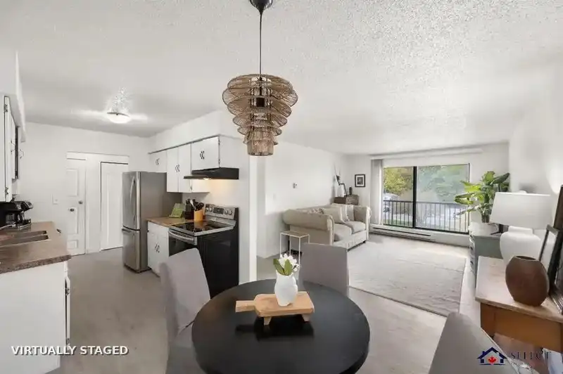 322 45598 MCINTOSH DRIVE - photo 3 of 35