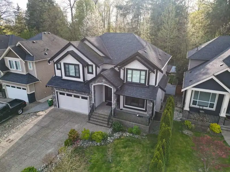 2617 RAILCAR CRESCENT - photo 3 of 35