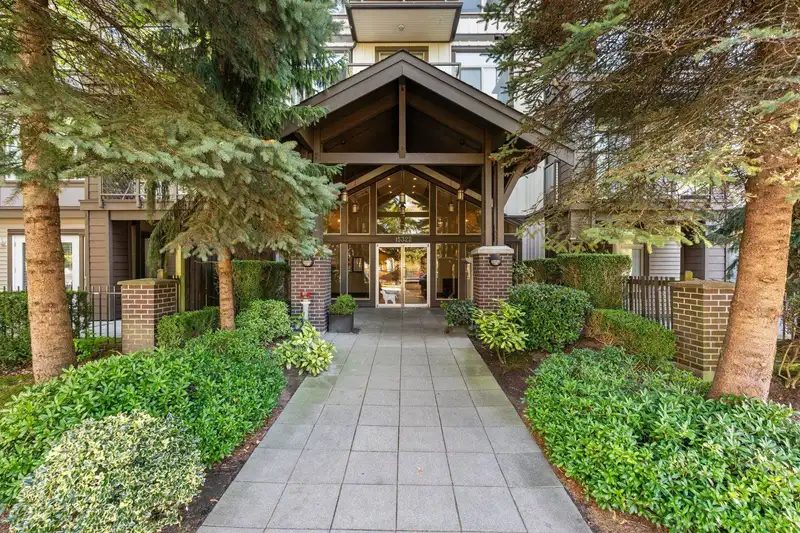 111 15322 101 AVENUE - photo 1 of 1
