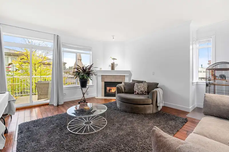 46 15060 66A AVENUE - photo 1 of 33