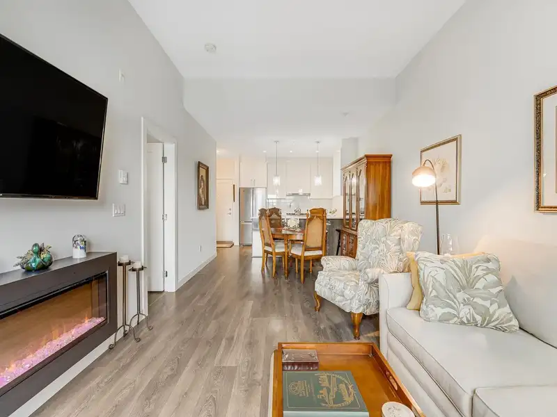 513 20829 77A AVENUE - photo 3 of 31