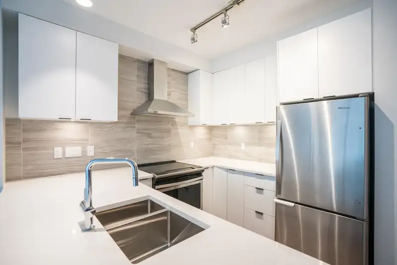 257 5355 LANE STREET - photo 2 of 17