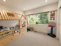 869 CLEMENTS AVENUE - thumbnail 13