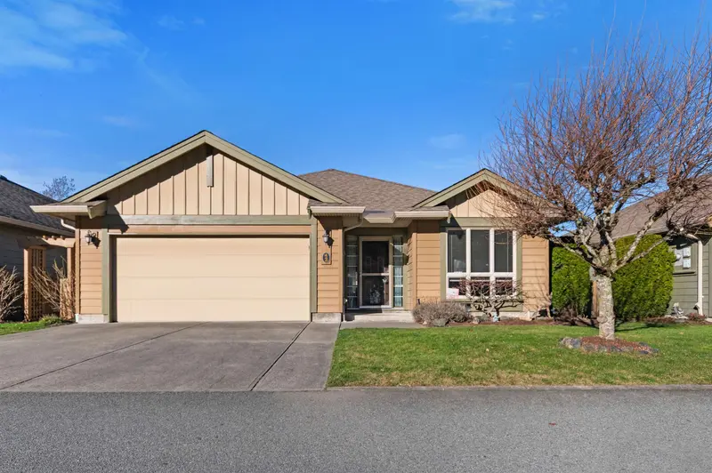 3 46000 THOMAS ROAD - photo 2 of 25