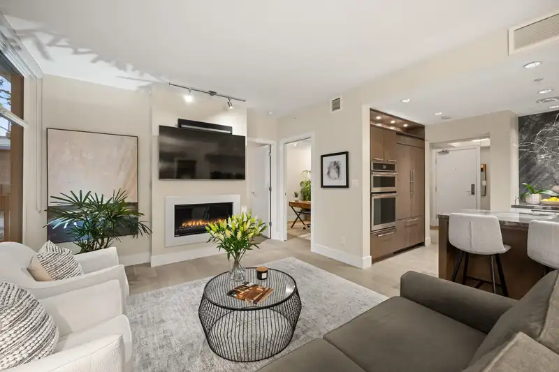 206 1501 VIDAL STREET - photo 4 of 39