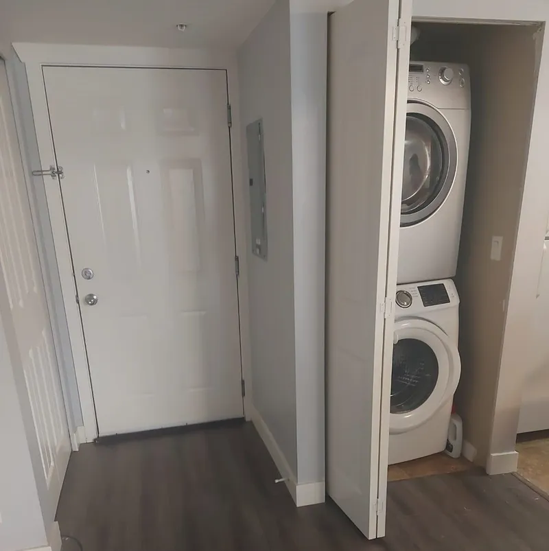 107 6960 120 STREET - photo 2 of 8