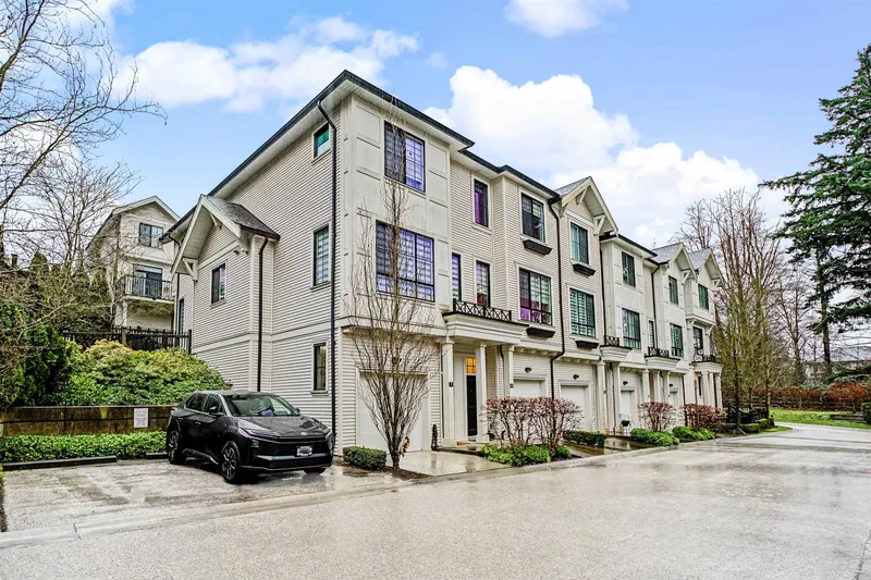 8 14888 62 AVENUE - photo 2 of 24