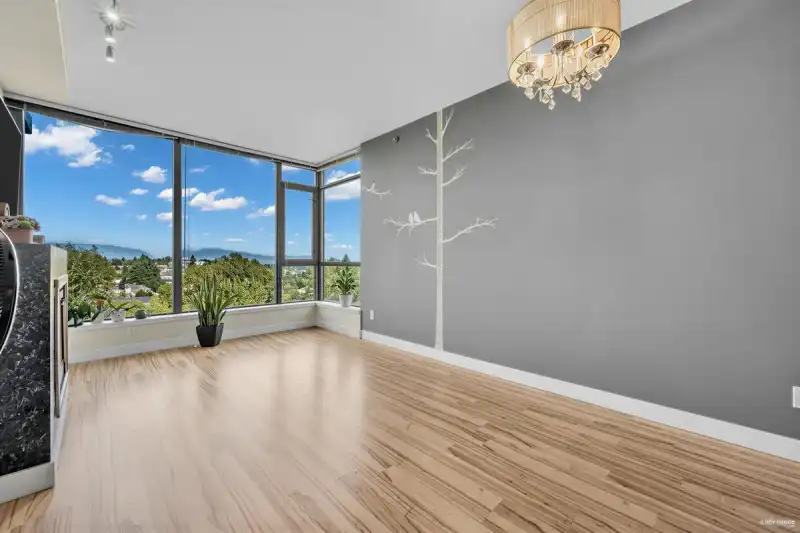 1606 7088 18TH AVENUE - photo 1 of 23
