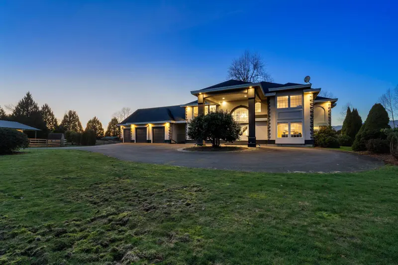 14531 CHARLIER ROAD - photo 3 of 25