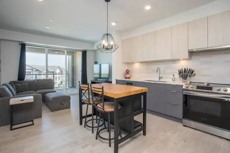 306 2499 RABBIT DRIVE - photo 4 of 40