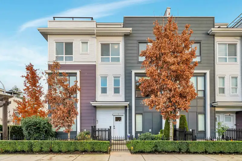 38 16336 23A AVENUE - photo 1 of 40