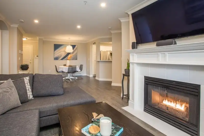 212 4770 52A STREET - photo 1 of 36