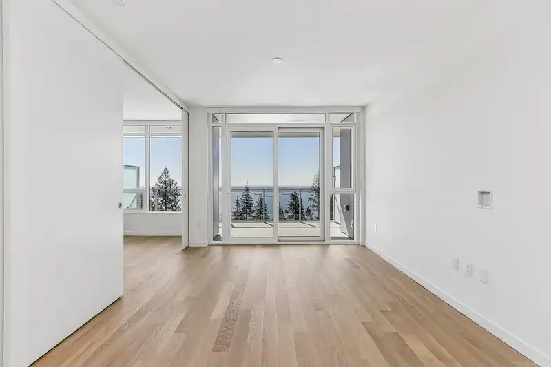 609 3963 UPLANDS WAY - photo 3 of 32