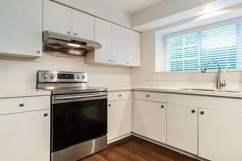 2688 W 19TH AVENUE - photo 4 of 9
