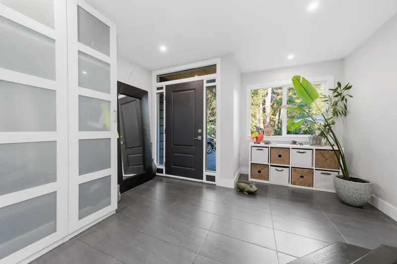 4535 RAEBURN STREET - photo 3 of 25