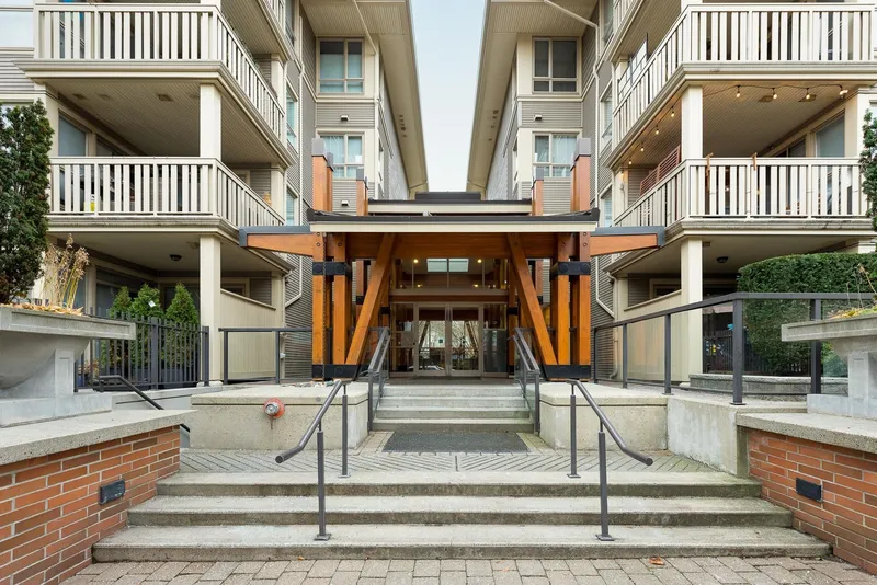 419 801 KLAHANIE DRIVE - photo 1 of 25