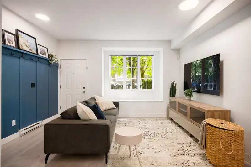 2 8533 CUMBERLAND PLACE - photo 4 of 38