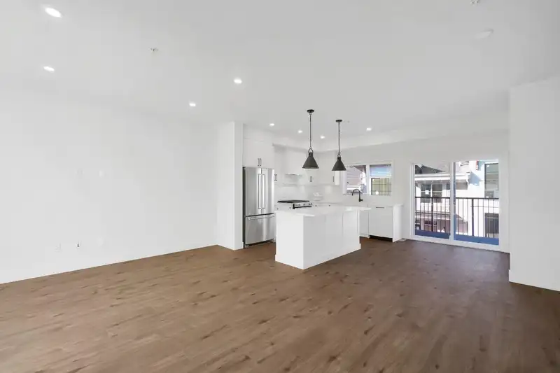 14 23183 136 AVENUE - photo 4 of 40
