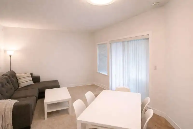 405 5889 IRMIN STREET - photo 2 of 13