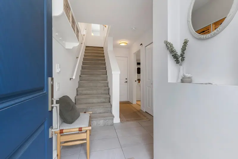 41 2838 LIVINGSTONE AVENUE - photo 4 of 25