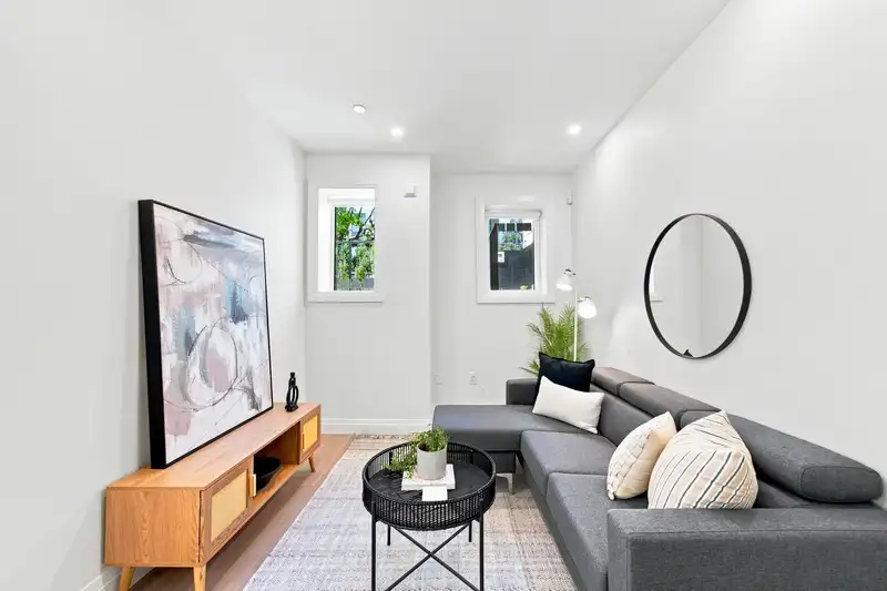 6164 GRANVILLE STREET - photo 2 of 39