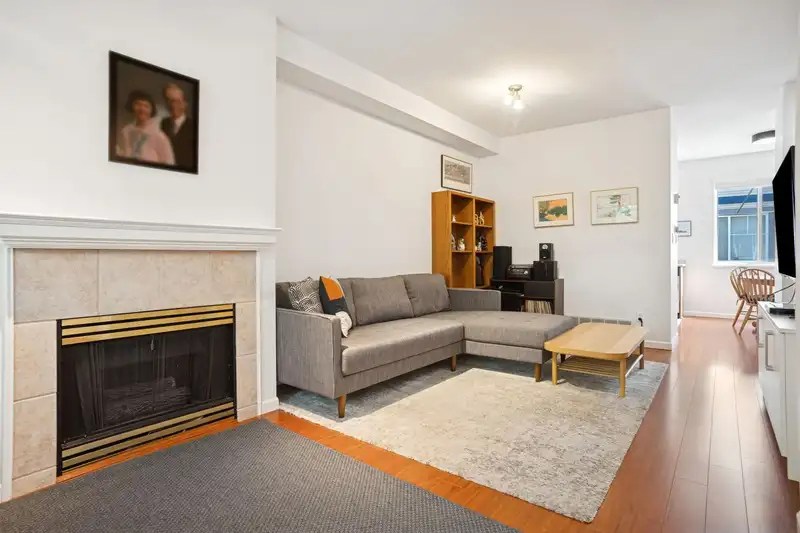 2 6833 LIVINGSTONE PLACE - photo 4 of 23