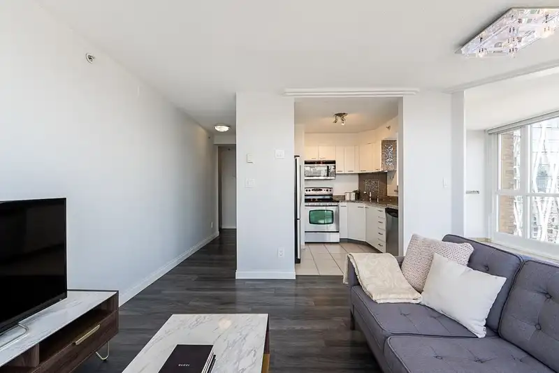 2105 1188 RICHARDS STREET - photo 4 of 28