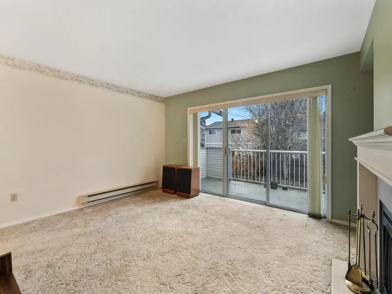 16 19797 64 AVENUE - photo 4 of 25