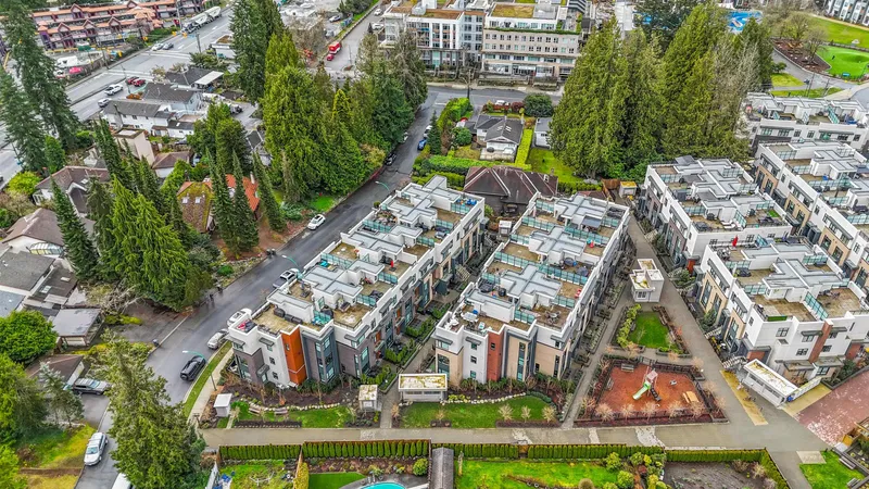 176 2035 GLENAIRE DRIVE - photo 1 of 25