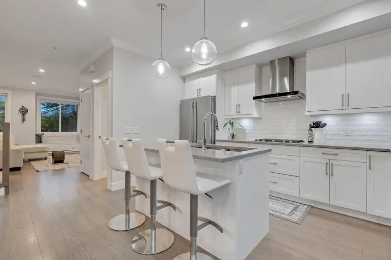 17 16355 23 AVENUE - photo 4 of 26