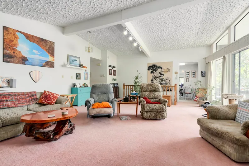 10640 SKAGIT DRIVE - photo 4 of 23