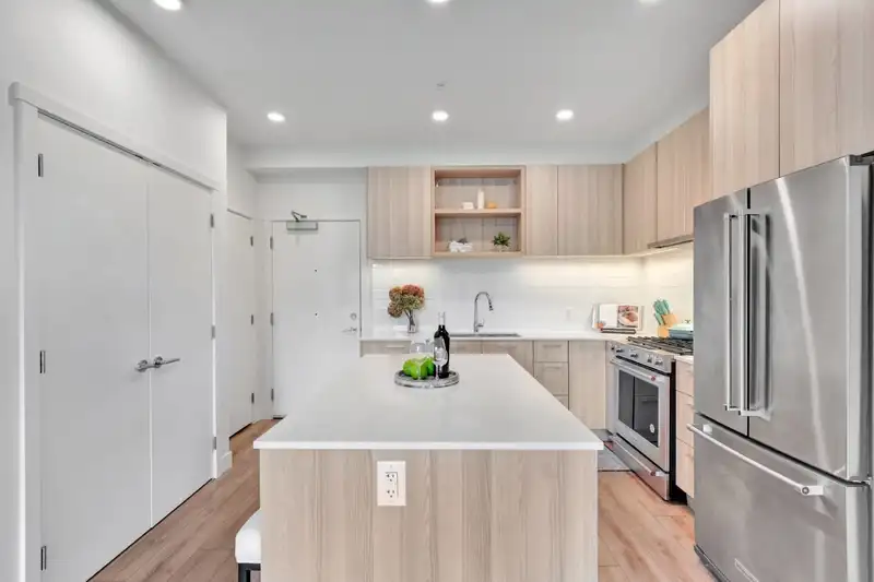 510 741 ANSKAR COURT - photo 4 of 40