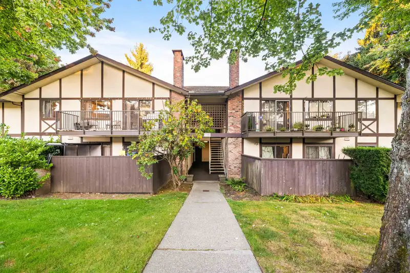8985 HORNE STREET - photo 1 of 20